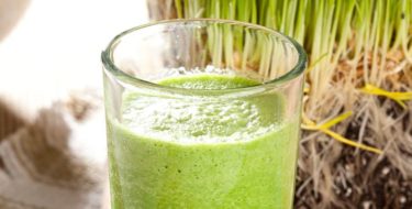 Waarom groene sappen ontzettend effectief zijn voor afvallen…