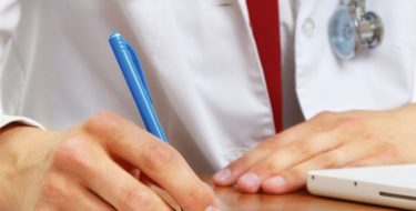 Wanneer moet ik naar de dokter/huisarts? 5 tips!