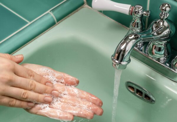handen-wassen-zeep-reinigen